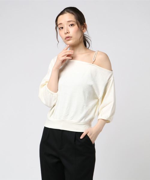 KOBE LETTUCE(コウベレタス)の「パールストラップ付☆ワンショルダープルオーバー(その他トップス・レディース・ブラック/オフホワイト/サックスブルー/ピンク・FREE)」の2枚目の写真