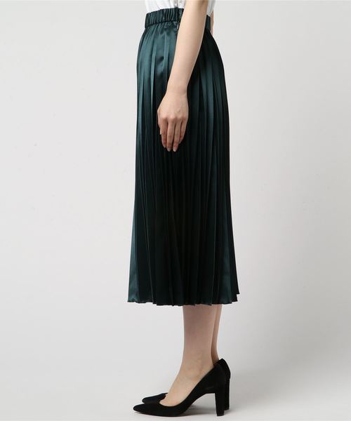 UN3D.（アンスリード）の「【UN3D.】GLOSSY PLEATS SK 521820801601（スカート・レディース・グリーン/ブラック・36/38）」の3枚目の写真