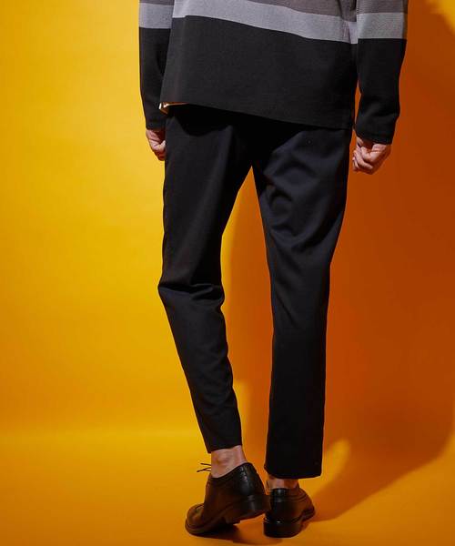 UNITED TOKYO（ユナイテッドトウキョウ）の「アンクルTWストレッチテーパードパンツ（その他パンツ・メンズ・ブラック/グリーン・1/2/3）」の7枚目の写真