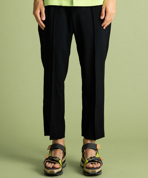 UNITED TOKYO（ユナイテッドトウキョウ）の「アンクルTWストレッチテーパードパンツ（その他パンツ・メンズ・ブラック/グリーン・1/2/3）」の17枚目の写真