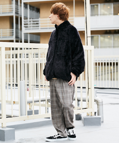 kutir(クティール)の「ダブル ボアジャケット ボアブルゾン(ブルゾン・メンズ・ホワイト/ブラック/ベージュ・SMALL/MEDIUM/LARGE)」の15枚目の写真