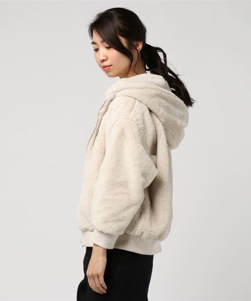 archives（アルシーヴ）の「ファーフードリブブルゾン（ブルゾン・レディース・グレー/アイボリー/ピンクベージュ・MEDIUM）」の5枚目の写真