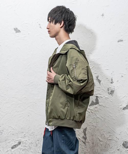 MinoriTY（マイノリティ）の「【2020秋冬】ドルマンビッグサイズMA-1 ライトアウター スプリングコート（MA-1・メンズ・ブラック/ベージュ/カーキ・M/L）」の4枚目の写真