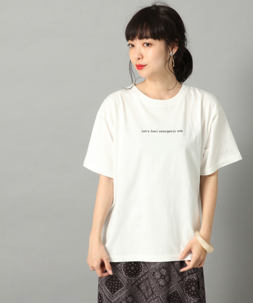 LOWRYS FARM（ローリーズファーム）の「アソートロゴＴＥＥ　838655（Tシャツ/カットソー・レディース・オフホワイト/ブラック/ベージュ/イエロー・FREE）」の7枚目の写真