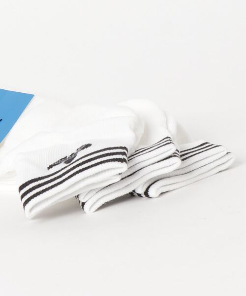 adidas（アディダス）の「トレフォイル アンクルソックス 3足組み [TREFOIL ANKLE SOCKS 3 PAIRS]  / アディダスオリジナルス adidas Originals（ソックス/靴下・メンズ・ホワイト/ブラック/ホワイト×ネイビー/ホワイト×レッド/ホワイト×グレー/ホワイト×ブラック/オフホワイト/マルチ/ホワイト系その他/オリーブ/グリーン/ホワイト×グリーン/ホワイト系その他2/ブラック系その他・19-21cm/22.0～24.0cm/24.0～26.0cm/27.0～29.0cm/17-19cm）」の15枚目の写真