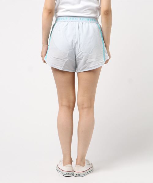 UNDER ARMOUR(アンダーアーマー)の「UAフライバイ エクスポーズ ショーツ(ランニング/ショートパンツ/WOMEN)(その他パンツ・レディース・ブラック×ホワイト/チャコールグレー×ブラック・LG/MD/SM/XL)」の4枚目の写真