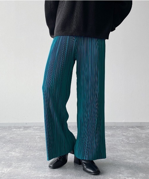 PAGEBOY(ページボーイ)の「マイクロプリーツカットパンツ(その他パンツ・レディース・グレイッシュベージュ/ブラック/カーキ/ブラウン/ライトグレー/ブルー系その他・FREE)」の6枚目の写真