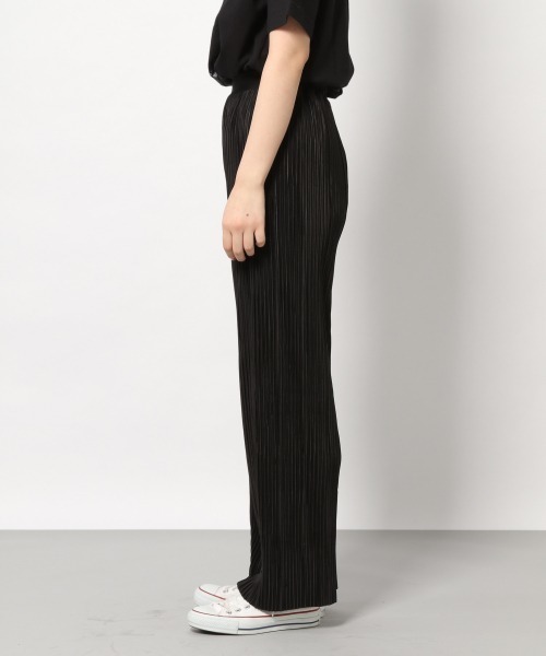 PAGEBOY(ページボーイ)の「マイクロプリーツカットパンツ(その他パンツ・レディース・グレイッシュベージュ/ブラック/カーキ/ブラウン/ライトグレー/ブルー系その他・FREE)」の19枚目の写真