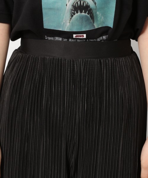 PAGEBOY(ページボーイ)の「マイクロプリーツカットパンツ(その他パンツ・レディース・グレイッシュベージュ/ブラック/カーキ/ブラウン/ライトグレー/ブルー系その他・FREE)」の21枚目の写真