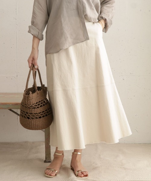 URBAN RESEARCH DOORS（アーバンリサーチドアーズ）の「ヘムカットオフスカート（スカート・レディース・ベージュ/アイボリー・38/36）」の12枚目の写真