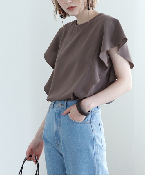 titivate(ティティベイト)の「ラッフルスリーブブラウス(シャツ/ブラウス)」|チャコール