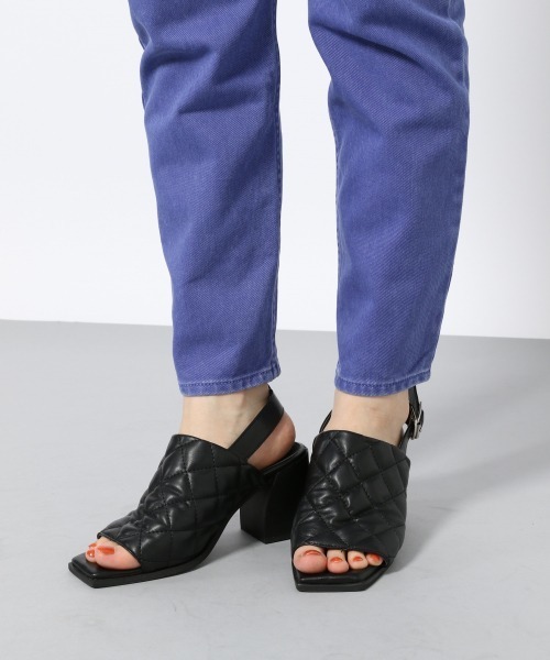 PAGEBOY（ページボーイ）の「カラーデニムパンツ（デニムパンツ・レディース・オフホワイト/ブルー/イエロー系その他・25inch/26inch）」の15枚目の写真