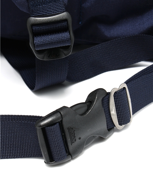 BEAMS PLUS（ビームスプラス）の「GREGORY×KAPTAIN SUNSHINE×BEAMS PLUS / 別注 DAY PACK（バックパック/リュック・メンズ・ネイビー・ONE SIZE）」の4枚目の写真
