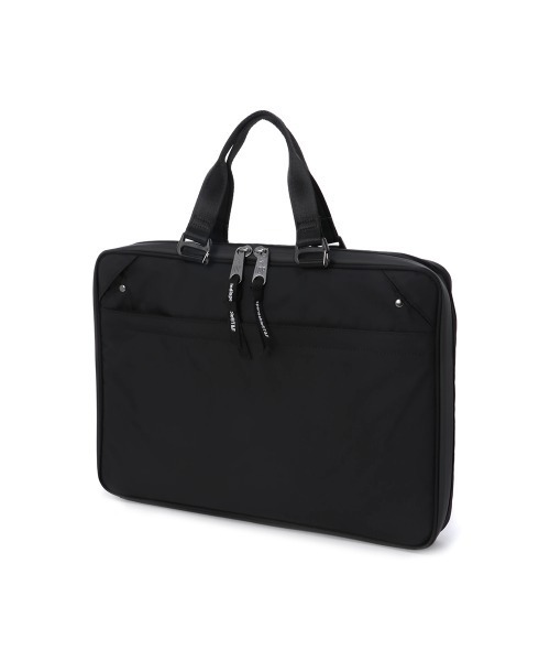INDISPENSABLE （インディスペンサブル）の「INDISPENSABLE　LAPTOP CASE PORTAFFICE16 ECONYL（クラッチバッグ・メンズ・ブラック・FREE）」の11枚目の写真