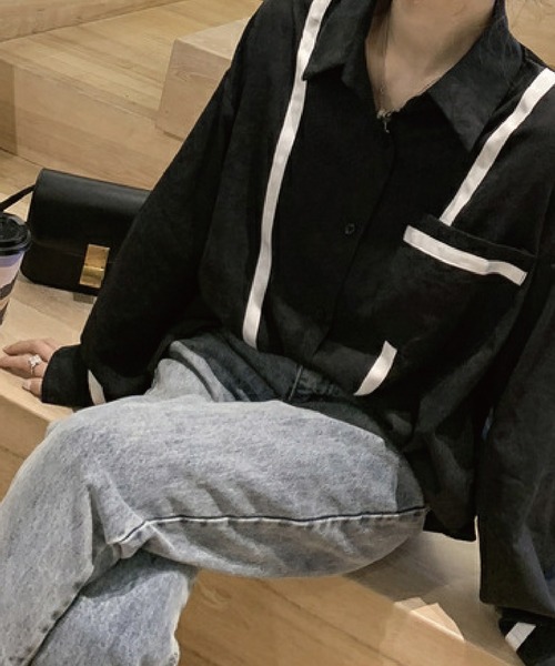 meJane（ミージェーン）の「配色ライン入りボリュームスリーブシャツブラウス【ZOZOTOWN限定】（シャツ/ブラウス・レディース・ホワイト/ブラック・FREE）」の16枚目の写真