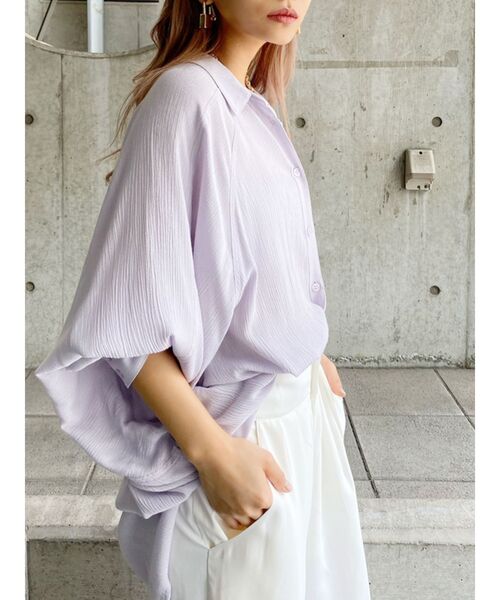 GYDA（ジェイダ）の「楊柳モモンガシャツ（シャツ/ブラウス・レディース・ベージュ/パープル/オフホワイト・FREE）」の3枚目の写真
