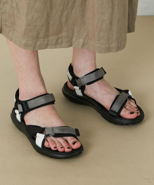 FRAPBOIS(フラボア)の「テープサンダル(サンダル・レディース・グレー/カーキ・1/2/0/3)」の10枚目の写真