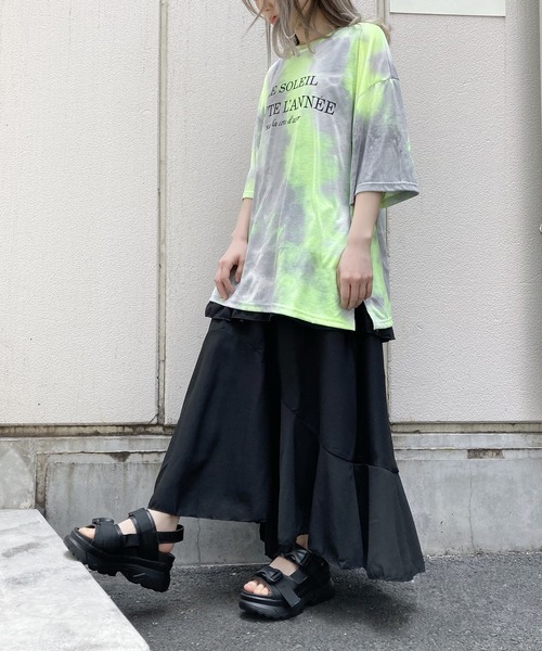 Figments(フィグメンツ)の「タイダイプリントT(Tシャツ/カットソー・レディース・グレー/イエロー・FREE)」の3枚目の写真