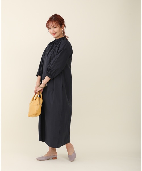 sakishimatokyo（サキシマトーキョー）の「【ZOZO限定】サキシマamp「ギャザーハイネックシャツワンピース」（ワンピース・レディース・ネイビー/ブラック・FREE）」の3枚目の写真