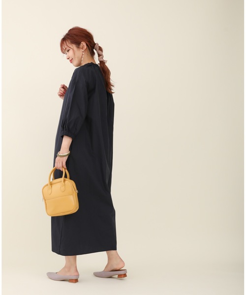 sakishimatokyo（サキシマトーキョー）の「【ZOZO限定】サキシマamp「ギャザーハイネックシャツワンピース」（ワンピース・レディース・ネイビー/ブラック・FREE）」の7枚目の写真