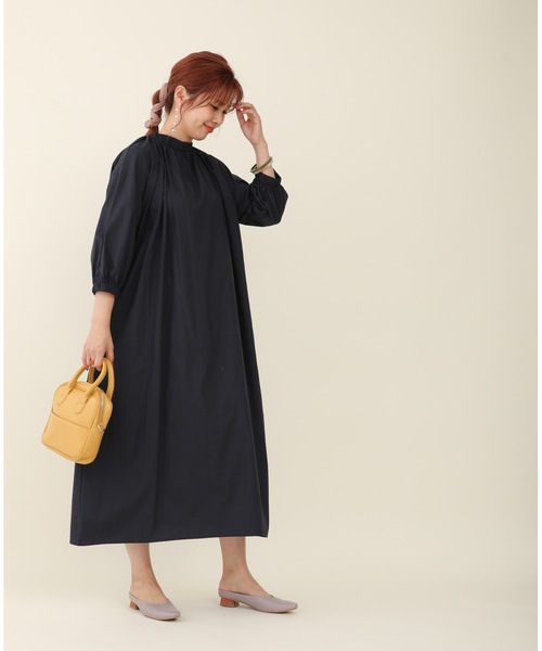sakishimatokyo（サキシマトーキョー）の「【ZOZO限定】サキシマamp「ギャザーハイネックシャツワンピース」（ワンピース・レディース・ネイビー/ブラック・FREE）」の6枚目の写真