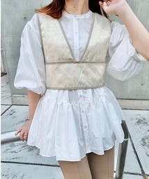 紅茶をたしなむジャガードビスチェ