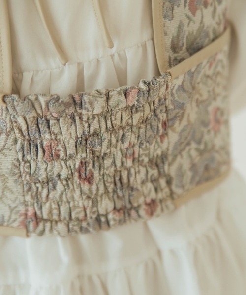 nemne store（ネンネストア）の「紅茶をたしなむジャガードビスチェ（ベスト・レディース・ホワイト/チャコールグレー/ライトグレー/オフホワイト・フリー）」の20枚目の写真