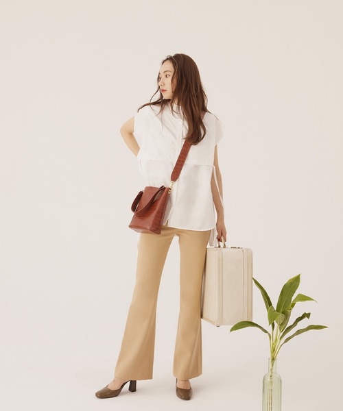 RANDEBOO(ランデブー)の「Basic boots cut pt(スラックス・レディース・ブラック/カーキ/ベージュ・1/0)」の5枚目の写真