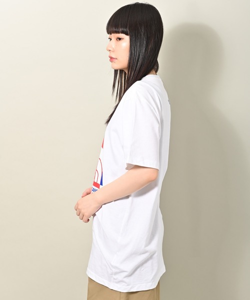 THE NORTH FACE（ザノースフェイス）の「THE NORTH FACE(ザ・ノース・フェイス) 名峰グラフィック 半袖Tシャツ（Tシャツ/カットソー・レディース・ホワイト/ブラック・S/M/L）」の3枚目の写真