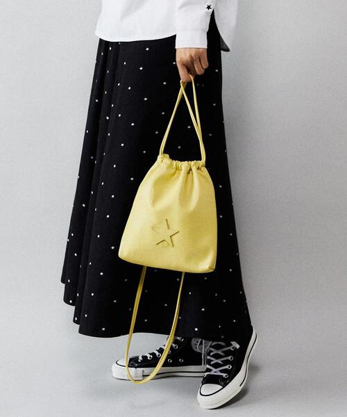 CONVERSE TOKYO（コンバーストウキョウ）の「ヴィーガンレザー巾着ショルダーバッグ（ショルダーバッグ・レディース・ブラック/イエロー/ホワイト・FREE）」の10枚目の写真