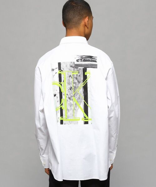 Calvin Klein Jeans（カルヴァンクラインジーンズ）の「MODULAR BLOCKING グラフィック シャツ（シャツ/ブラウス・メンズ・ホワイト/ブラック・S/M/L/XL）」の6枚目の写真