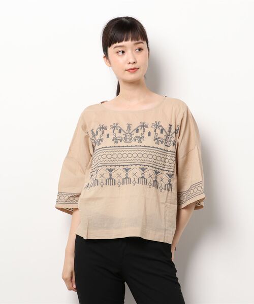 Samansa Mos2(サマンサ モスモス)の「ボイル刺繍ブラウス(シャツ/ブラウス・レディース・ブラック/ベージュ/カーキ・フリ-)」の3枚目の写真