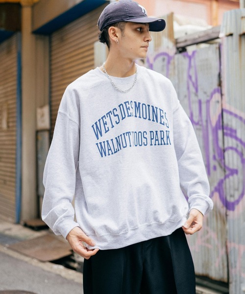 Ressaca（レサーカ）の「ビッグシルエット 裏起毛カレッジロゴスウェット（スウェット・メンズ・アッシュグレー/ブラック/ブルー/グリーン/マルーン・M/L）」の4枚目の写真