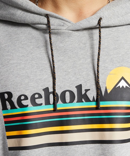 Reebok(リーボック)の「クラシックス キャンピング フーデッド スウェットシャツ / Classics Camping Hooded Sweatshirt(パーカー・メンズ・ブラック×ブラック/ヘザーグレー・SMALL/MEDIUM/LARGE/X-LARGE/XX-LARGE/X-SMALL/XXX-LARGE)」の13枚目の写真