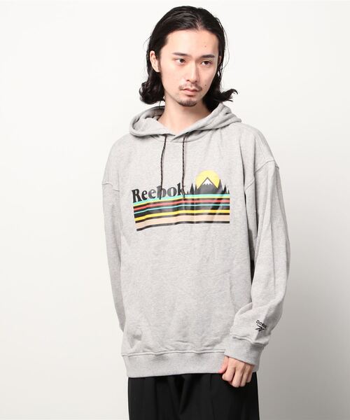 Reebok(リーボック)の「クラシックス キャンピング フーデッド スウェットシャツ / Classics Camping Hooded Sweatshirt(パーカー・メンズ・ブラック×ブラック/ヘザーグレー・SMALL/MEDIUM/LARGE/X-LARGE/XX-LARGE/X-SMALL/XXX-LARGE)」の10枚目の写真