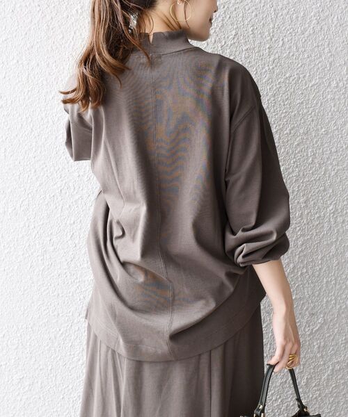 SHIPS(シップス)の「【WEB限定】ヘビーウェイトハイネックロングスリーブ◆(Tシャツ/カットソー・レディース・ブラック/ベージュ/ブルー系その他/グリーン/チャコールグレー・SMALL/MEDIUM)」の21枚目の写真