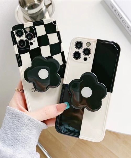 iPhone ホワイト 本体 ブラックケース付き ホワイトタイガーとブラックタイガー iPhoneSE (第3世代/第2世代) / 8