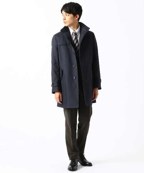 COMME CA ISM(コムサイズム)の「《ライナー付き》 ビジネス 通勤 ヘリンボーン スタンドコート(ステンカラーコート・メンズ・ブラック/ネイビー・S/M/L)」の1枚目の写真