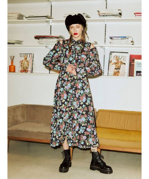 新品タグ付き✨ミークチュール　デイシー　ポワンティエフルールワンピース　1 セール】ヴィンテージライクフラワーパターンワンピース