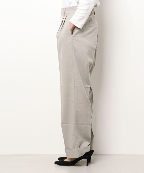 reca(レカ)の「ロールアップスラックスパンツ(スラックス・レディース・ブラック/グレイッシュベージュ・XL/L/M)」の3枚目の写真