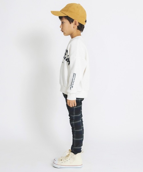 BRANSHES（ブランシェス）の「【男女使える】カレッジロゴトレーナー（スウェット・キッズ・アイボリー/杢グレー/ネイビー/チャコールグレー・90/140/110/150/100/130/120）」の6枚目の写真