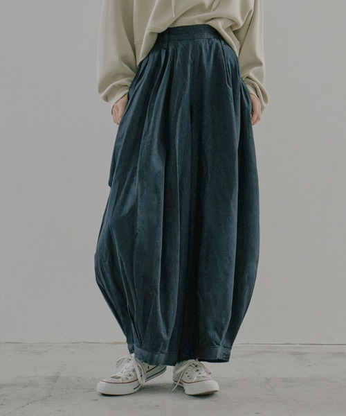 Fashion Letter（ファッションレター）の「［M-4L］タックボリュームバルーンデニムパンツ（デニムパンツ・レディース・ブルー/ワンウォッシュ・LL/3L/4L/L/M）」の10枚目の写真