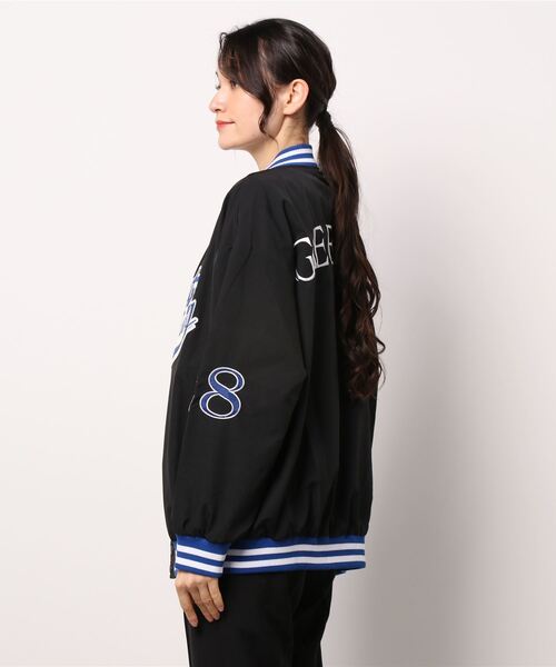 SPINNS(スピンズ)の「WENT刺繍ロゴナイロンスタジャン(スタジャン・レディース・グリーン/ブラック/アイボリー・ONESIZE)」の6枚目の写真