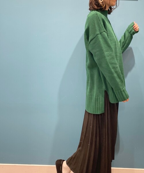 DRESKIP（ドレスキップ）の「◆センターシームゆるタートルニット（ニット/セーター・レディース・ブラック/ダークブラウン/グリーン/ライトベージュ・02/03）」の12枚目の写真