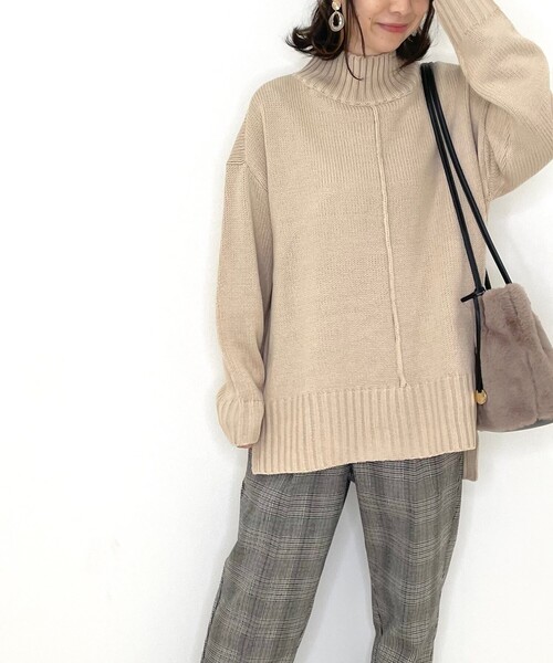 DRESKIP（ドレスキップ）の「◆センターシームゆるタートルニット（ニット/セーター・レディース・ブラック/ダークブラウン/グリーン/ライトベージュ・02/03）」の14枚目の写真