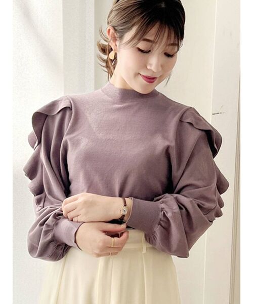 MERCURYDUO(マーキュリーデュオ)の「2WAYオープンショルダーラッフルニット(ニット/セーター・レディース・ブラック/パープル/レッド/オフホワイト・FREE)」の15枚目の写真