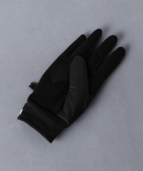 THE NORTH FACE（ザノースフェイス）の「＜THE NORTH FACE（ザ・ノースフェイス）＞ ヌプシ イーチップ グローブ（手袋・メンズ・ブラック・M/L）」の3枚目の写真