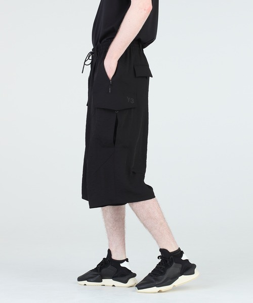 Y-3（ワイスリー）の「M CLASSIC SPORT UNIFORM CARGO SHORTS（その他