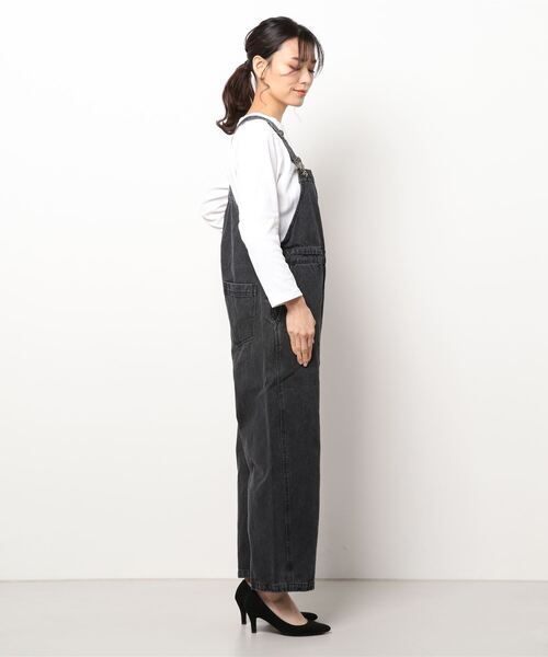 Lugnoncure(ルノンキュール)の「デニムサロペット(サロペット/オーバーオール・レディース・ブラック/ブルー・フリ-)」の3枚目の写真