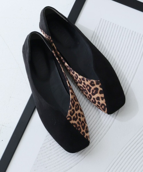 VIVIAN(ヴィヴィアン)の「ましゅまろクッション かかとを踏める スクエアトゥ切り替えデザインバブーシュ(パンプス・レディース・ブラック/アイボリー/グレー系その他7/ゼブラ/グリーン/ダークブラウン/イエロー/シルバー/D/ゴールド/E/プラチナム/ブラック系その他3/グレー系その他6/シルバー×キュービック/ゴールド系その他/ピンク/ゴールド系その他2/ナチュラル/クリアブラック/ベージュ系その他7/レオパード/ダークラベンダー/その他3・LL/S/M/L/XL/SS)」の21枚目の写真